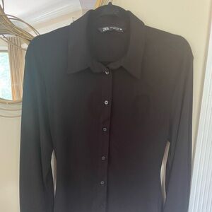 Zara - Black - knit - blouse - EUC- L/S - size M - tapered at waist